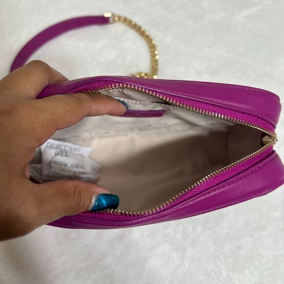 Kate Spade Quilted Mini Camera Leather Crossbody Bag NWOT - Picture 8 of 11